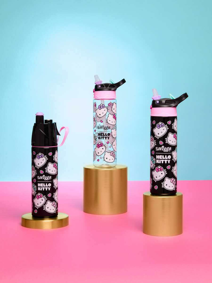 sticlă de plastic cu clapă hello kitty 650 ml
